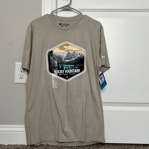 Columbia short sleeve shirt